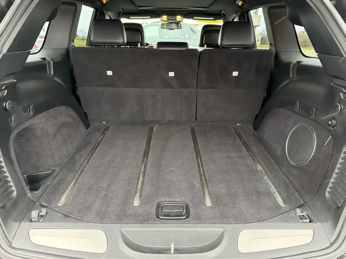 2015 Jeep Grand Cherokee Overland (1C4RJFCT6FC) with an Other engine, located at 1099 N County Rd 25A , Troy, OH, 45373, (937) 908-9800, 40.057079, -84.212883 - **Adventure Awaits: 2015 Jeep Grand Cherokee Overland - Your Perfect Family SUV!**<br /> <br /> If you're looking for a vehicle that perfectly balances comfort, style, and rugged capability, look no further than this stunning 2015 Jeep Grand Cherokee Overland. This SUV is not just a mode of transpor - Photo#12