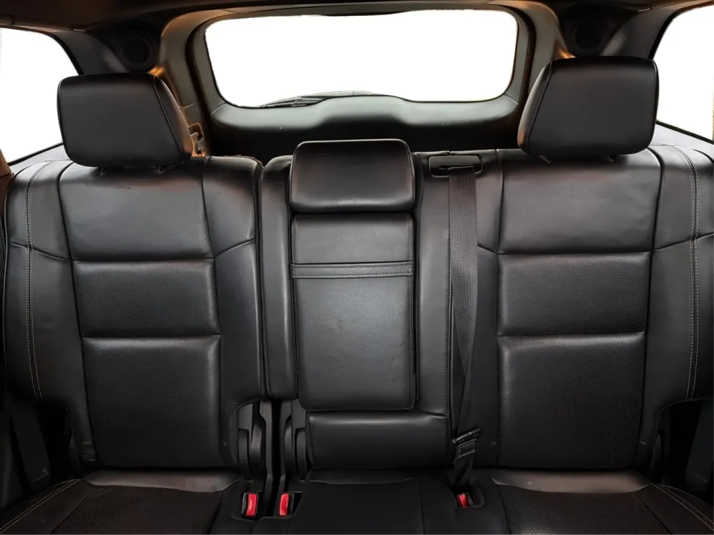 2015 Jeep Grand Cherokee Overland (1C4RJFCT6FC) with an Other engine, located at 1099 N County Rd 25A , Troy, OH, 45373, (937) 908-9800, 40.057079, -84.212883 - **Adventure Awaits: 2015 Jeep Grand Cherokee Overland - Your Perfect Family SUV!**<br /> <br /> If you're looking for a vehicle that perfectly balances comfort, style, and rugged capability, look no further than this stunning 2015 Jeep Grand Cherokee Overland. This SUV is not just a mode of transpor - Photo#14