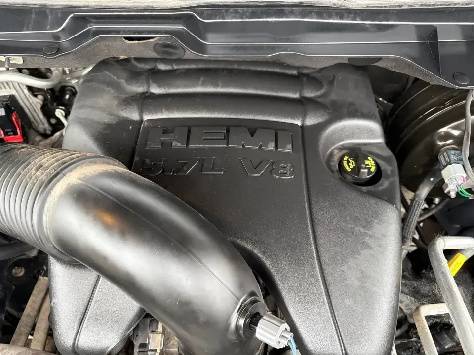 2016 Ram 1500 Big Horn (1C6RR7TTXGS) with an 5.7L V8 OHV 16V engine, 6A transmission, located at 1184 Kauffman Ave, Fairborn, OH, 45324, (937) 908-9800, 39.807072, -84.030914 - 2016 Ram 1500 Big Horn - Photo#11