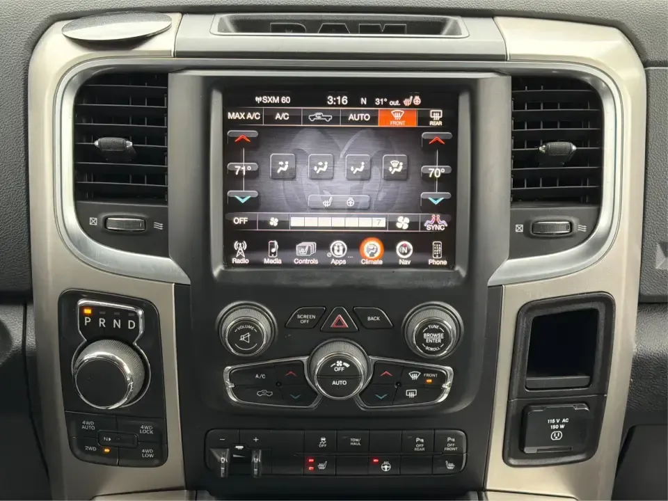 2016 Ram 1500 Big Horn (1C6RR7TTXGS) with an 5.7L V8 OHV 16V engine, 6A transmission, located at 1184 Kauffman Ave, Fairborn, OH, 45324, (937) 908-9800, 39.807072, -84.030914 - 2016 Ram 1500 Big Horn - Photo#12