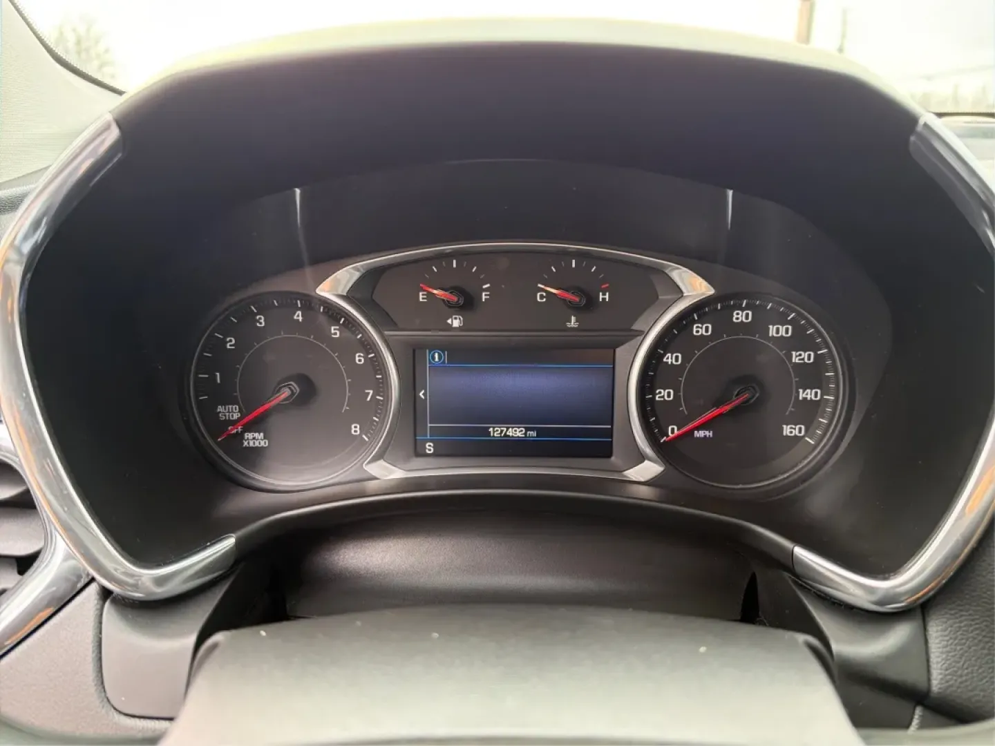 2019 Chevrolet Equinox LT (2GNAXKEV8K6) with an 1.5L I-4 gasoline direct injection engine, located at 880 E. National Road, Vandalia, OH, 45377, (937) 908-9800, 39.891918, -84.183594 - **Adventure Awaits with the 2019 Chevrolet Equinox LT at Advantage Car and Credit - Vandalia!**<br /> <br /> Discover the freedom of the open road with the 2019 Chevrolet Equinox LT, the perfect vehicle for your next adventure or daily commute. Whether you're navigating the bustling streets of Vanda - Photo#15