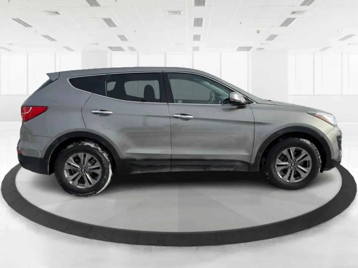 2016 Hyundai Santa Fe 2.4L (5XYZTDLB1GG) with an Theta II 2.4L I-4 gasoline direct injection engine, located at 1099 N County Rd 25A , Troy, OH, 45373, (937) 908-9800, 40.057079, -84.212883 - ### Embrace Your Adventurous Lifestyle with the 2016 Hyundai Santa Fe at Advantage Car and Credit - Troy!<br /> <br /> Are you ready to elevate your weekend escapes or daily commutes? Look no further than this stunning 2016 Hyundai Santa Fe, a versatile SUV designed for those who crave adventure and - Photo#1