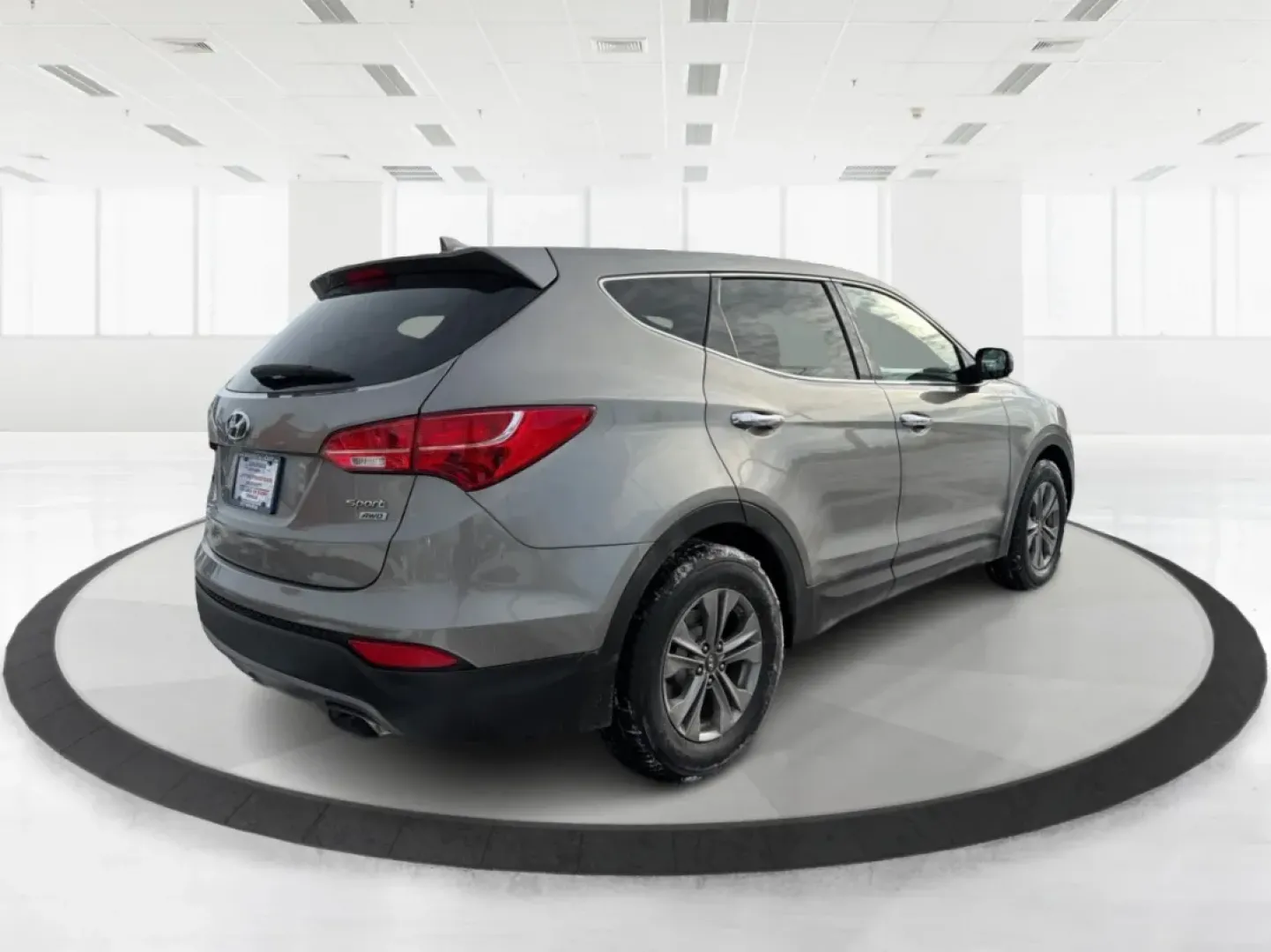 2016 Hyundai Santa Fe 2.4L (5XYZTDLB1GG) with an Theta II 2.4L I-4 gasoline direct injection engine, located at 1099 N County Rd 25A , Troy, OH, 45373, (937) 908-9800, 40.057079, -84.212883 - ### Embrace Your Adventurous Lifestyle with the 2016 Hyundai Santa Fe at Advantage Car and Credit - Troy!<br /> <br /> Are you ready to elevate your weekend escapes or daily commutes? Look no further than this stunning 2016 Hyundai Santa Fe, a versatile SUV designed for those who crave adventure and - Photo#2