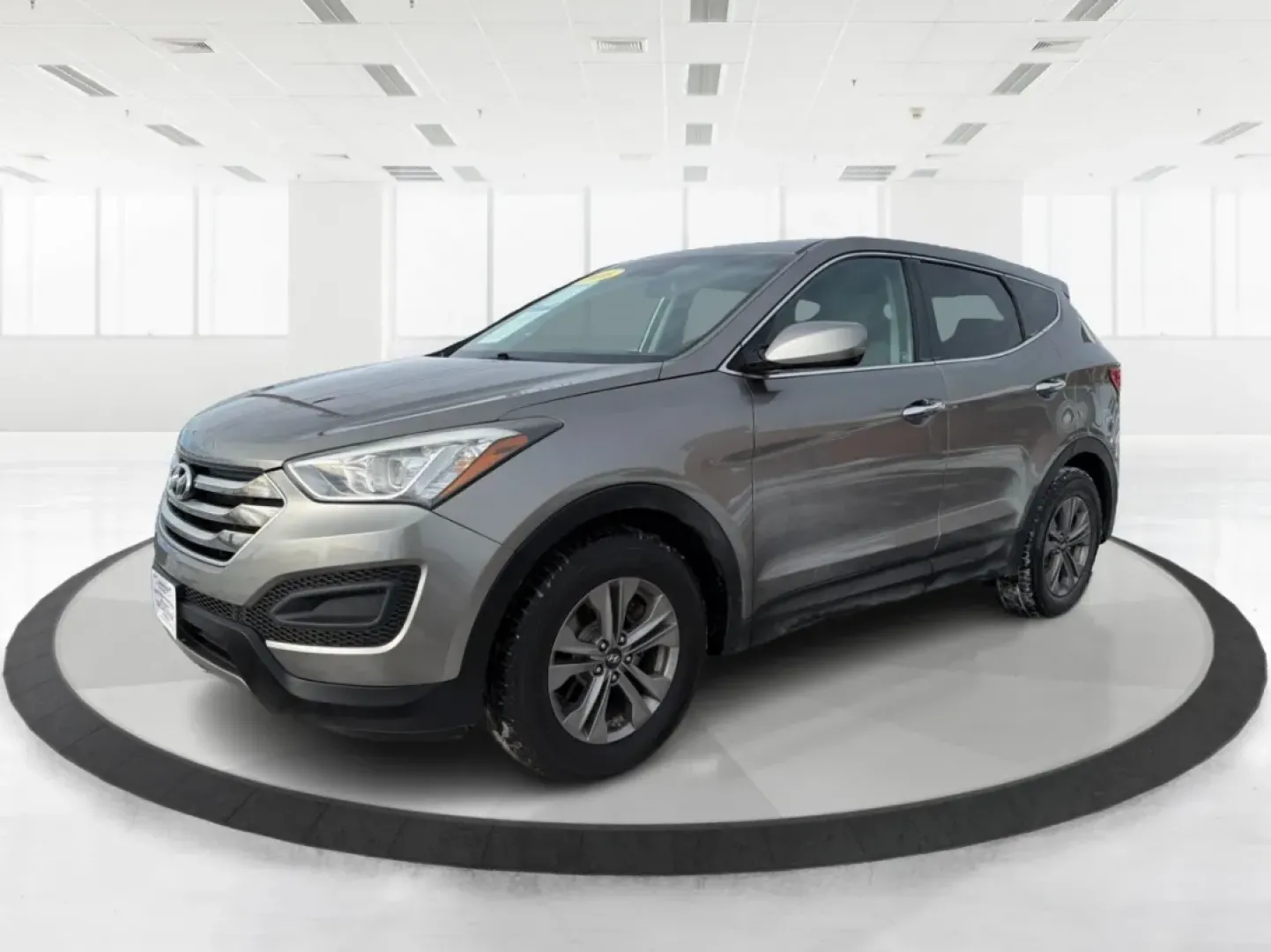 2016 Hyundai Santa Fe 2.4L (5XYZTDLB1GG) with an Theta II 2.4L I-4 gasoline direct injection engine, located at 1099 N County Rd 25A , Troy, OH, 45373, (937) 908-9800, 40.057079, -84.212883 - ### Embrace Your Adventurous Lifestyle with the 2016 Hyundai Santa Fe at Advantage Car and Credit - Troy!<br /> <br /> Are you ready to elevate your weekend escapes or daily commutes? Look no further than this stunning 2016 Hyundai Santa Fe, a versatile SUV designed for those who crave adventure and - Photo#8