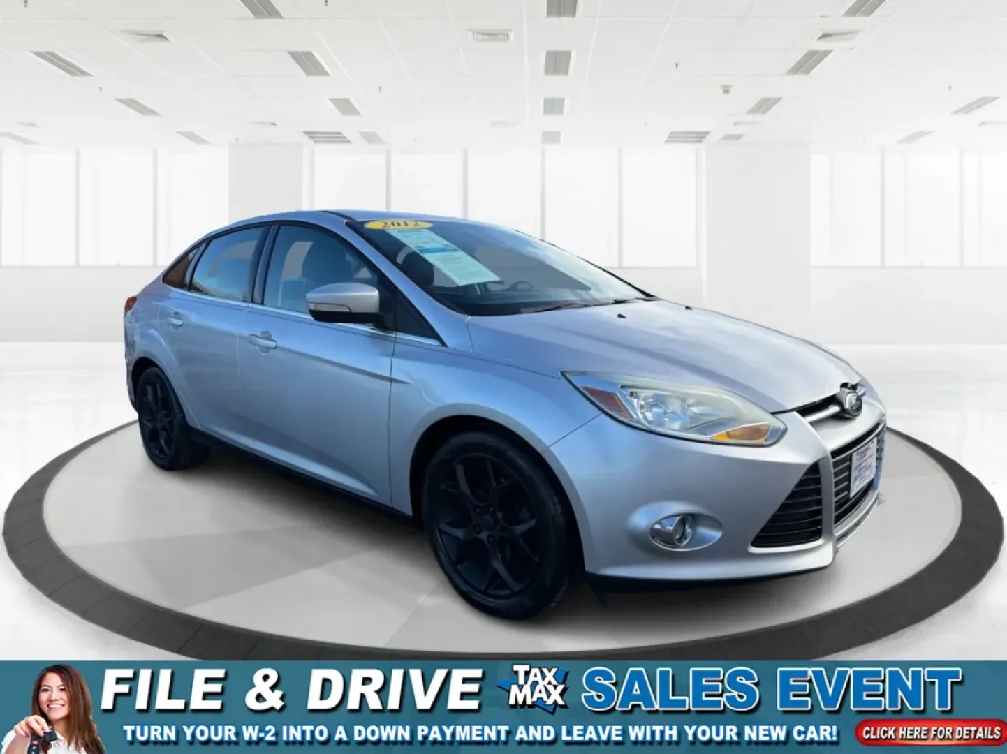2012 Ford Focus SEL (1FAHP3H28CL) with an 2L I-4 gasoline direct injection engine, 6-Speed Automatic transmission, located at 8750 N County Rd 25A, Piqua, OH, 45356, (937) 908-9800, 40.164391, -84.232513 - ### Experience Comfort and Convenience with the 2012 Ford Focus SEL at Advantage Car and Credit - Piqua<br /> <br /> Are you searching for a reliable vehicle that perfectly complements your busy lifestyle? Whether you're commuting to work, running errands around Piqua, or planning a family road trip - Photo#0