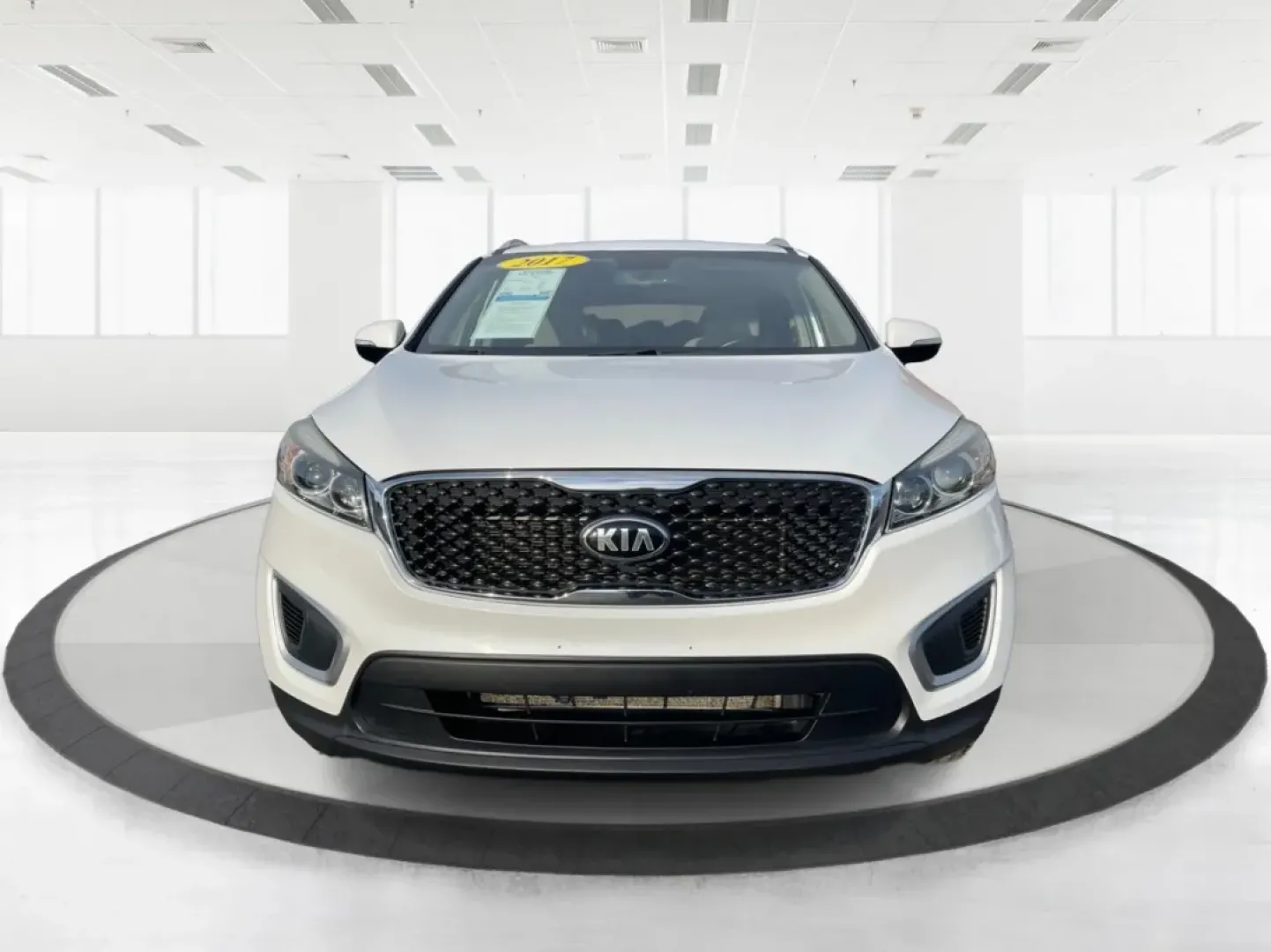 2017 Kia Sorento 2.4L LX (5XYPG4A37HG) with an 2.4L I-4 gasoline direct injection engine, located at 1951 S Dayton Lakeview Rd., New Carlisle, OH, 45344, (937) 908-9800, 39.890999, -84.050255 - **Adventure Awaits: Drive Home the 2017 Kia Sorento LX from Advantage Car and Credit!**<br /> <br /> Are you ready to embark on weekend adventures, family road trips, or daily commutes? The 2017 Kia Sorento LX, available at Advantage Car and Credit in New Carlisle, OH, is the perfect companion for e - Photo#7