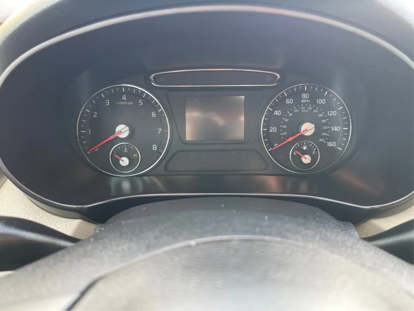 2017 Kia Sorento 2.4L LX (5XYPG4A37HG) with an 2.4L I-4 gasoline direct injection engine, located at 1951 S Dayton Lakeview Rd., New Carlisle, OH, 45344, (937) 908-9800, 39.890999, -84.050255 - **Adventure Awaits: Drive Home the 2017 Kia Sorento LX from Advantage Car and Credit!**<br /> <br /> Are you ready to embark on weekend adventures, family road trips, or daily commutes? The 2017 Kia Sorento LX, available at Advantage Car and Credit in New Carlisle, OH, is the perfect companion for e - Photo#15