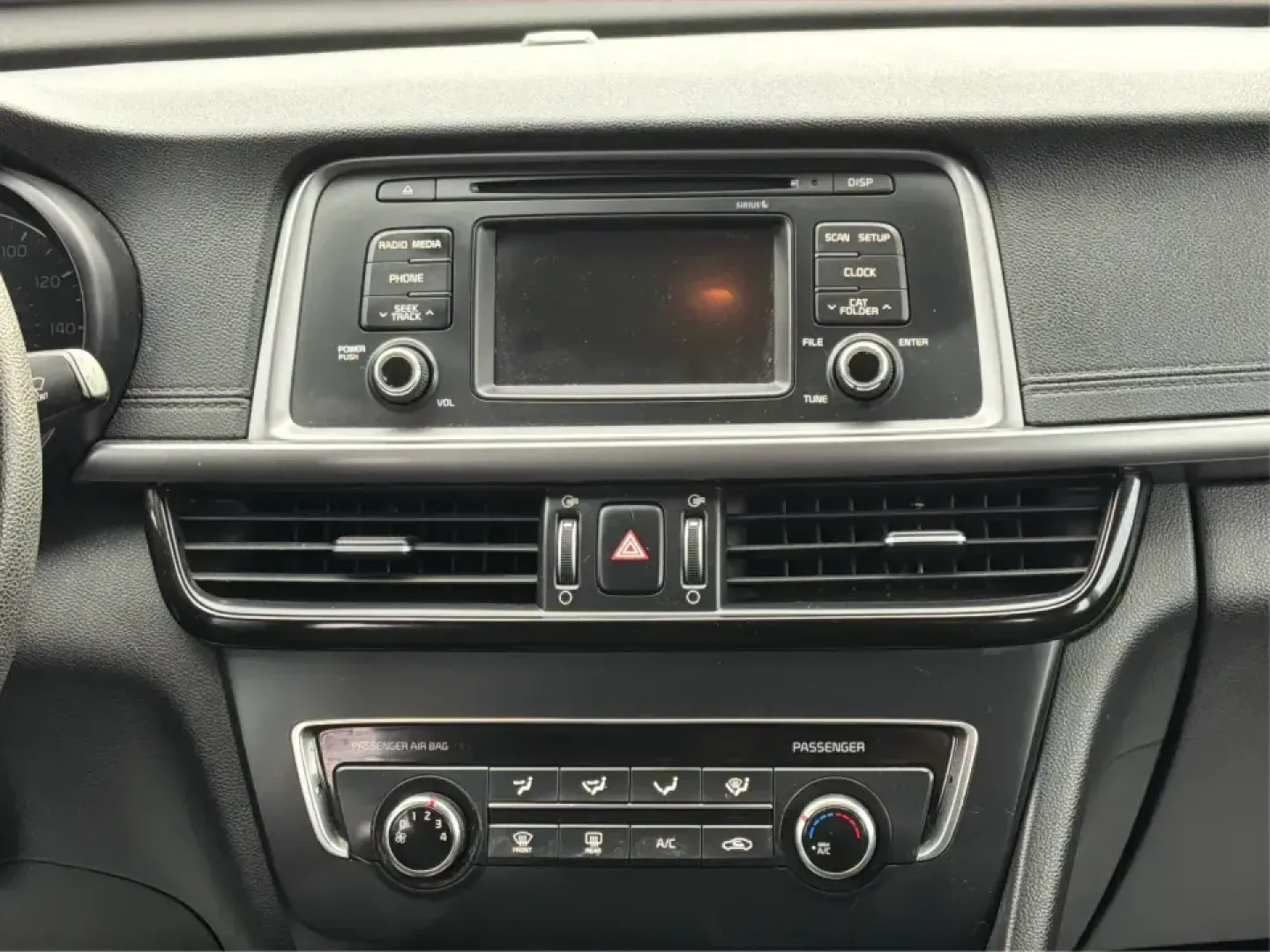 2017 Kia Optima LX (5XXGT4L31HG) with an Theta II 2.4L I-4 gasoline direct injection engine, 6A transmission, located at 880 E. National Road, Vandalia, OH, 45377, (937) 908-9800, 39.891918, -84.183594 - Are you ready to elevate your daily drive while embracing a lifestyle of convenience and reliability? Look no further than this stunning 2017 Kia Optima LX, available now at Advantage Car and Credit in Piqua, OH! This sedan is perfect for budget-conscious buyers seeking an efficient and stylish vehi - Photo#13