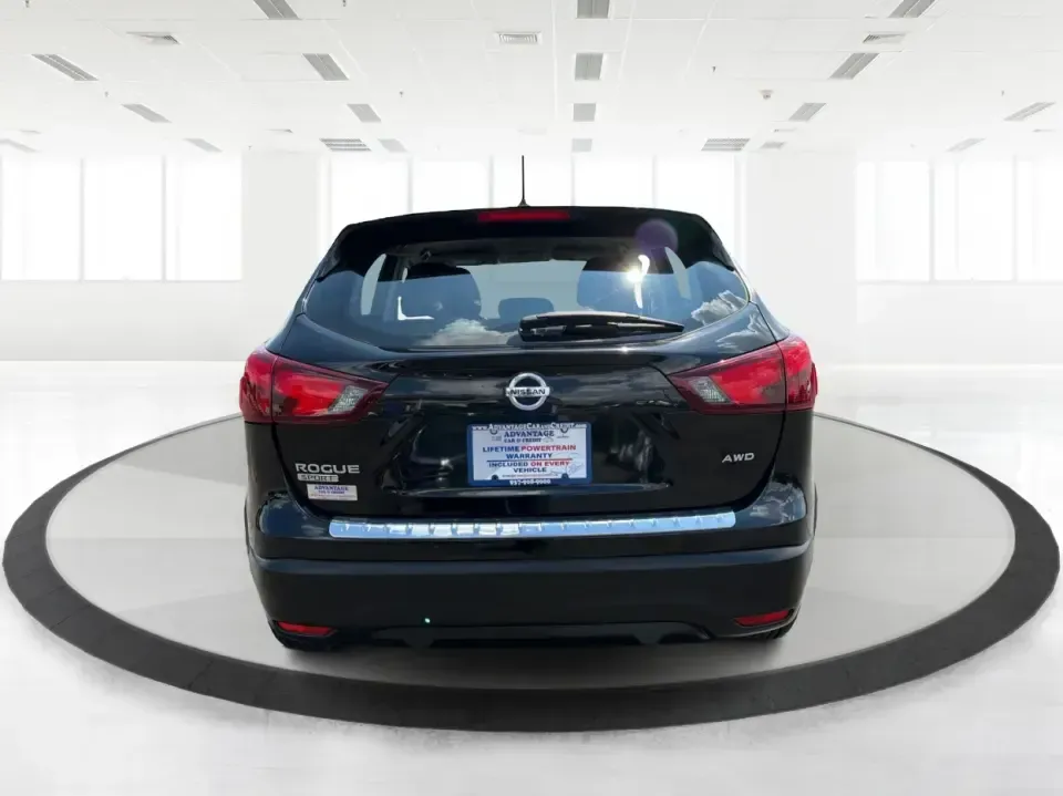2017 Nissan Rogue SL AWD (JN1BJ1CR3HW) with an 2.0L L4 DOHC 16V engine, Continuously Variable Transmission transmission, located at 1184 Kauffman Ave, Fairborn, OH, 45324, (937) 908-9800, 39.807072, -84.030914 - Need one SUV that can handle the daily school run, the long commute to Wright-Patterson AFB, and spontaneous weekend getaways to Yellow Springs without feeling like a chore? This 2017 Nissan Rogue SL AWD is built for real-life driving in and around Fairborn, with the comfort, traction, and efficienc- Photo#3
