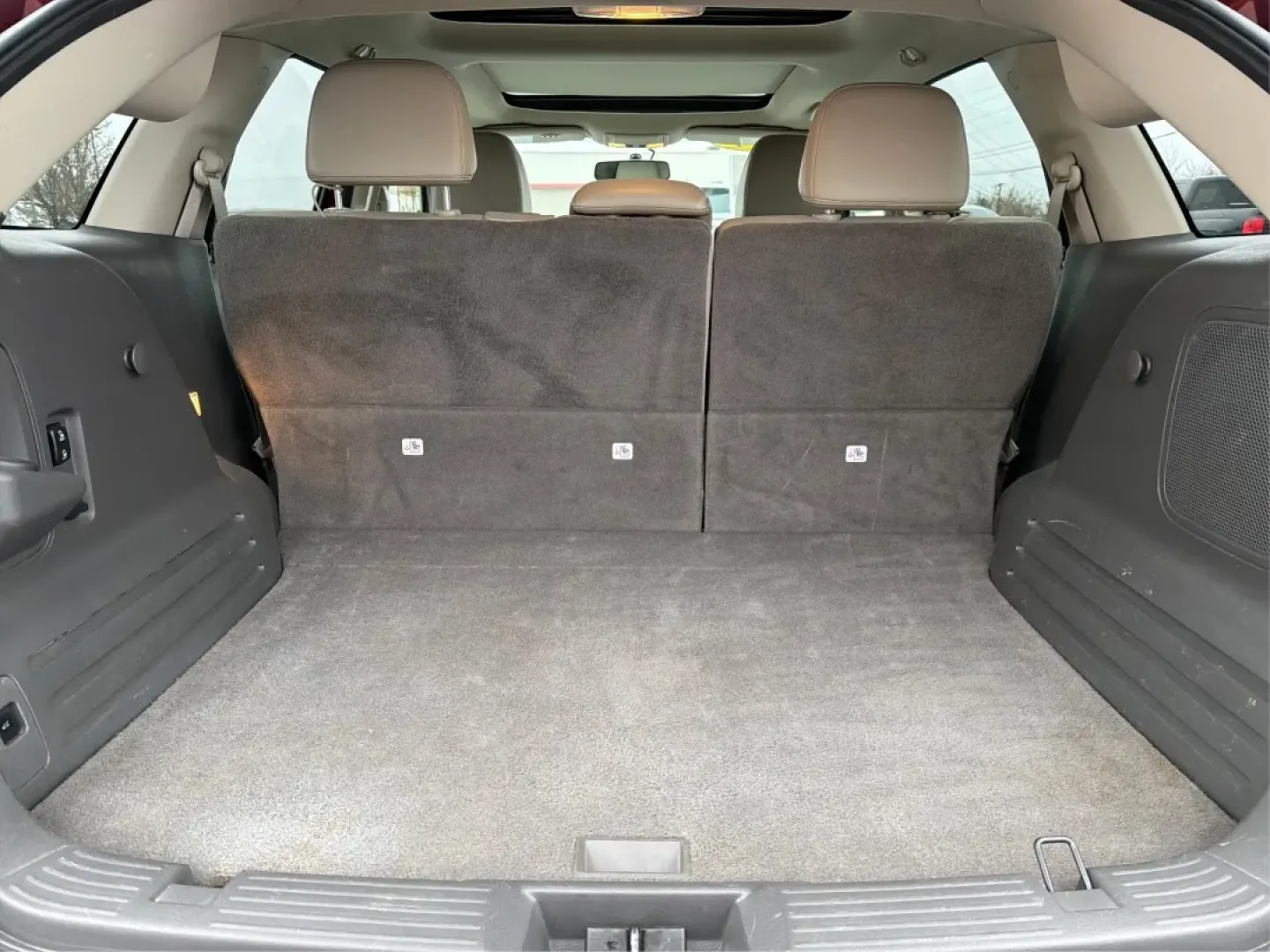 2014 Ford Edge Limited (2FMDK4KC2EB) with an 3.5L V-6 DOHC engine, located at 8750 N County Rd 25A, Piqua, OH, 45356, (937) 908-9800, 40.164391, -84.232513 - **Discover the Perfect Family SUV for Your Next Adventure: 2014 Ford Edge Limited at Advantage Car and Credit - Piqua!**<br /> <br /> Are you searching for a versatile and stylish vehicle that can accommodate your growing family's needs while also providing the comfort and style you crave? Look no f - Photo#12