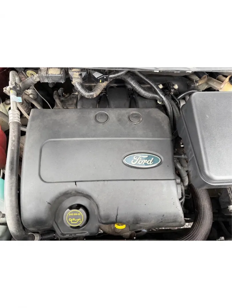 2014 Ford Edge Limited (2FMDK4KC2EB) with an 3.5L V-6 DOHC engine, located at 8750 N County Rd 25A, Piqua, OH, 45356, (937) 908-9800, 40.164391, -84.232513 - **Discover the Perfect Family SUV for Your Next Adventure: 2014 Ford Edge Limited at Advantage Car and Credit - Piqua!**<br /> <br /> Are you searching for a versatile and stylish vehicle that can accommodate your growing family's needs while also providing the comfort and style you crave? Look no f - Photo#11