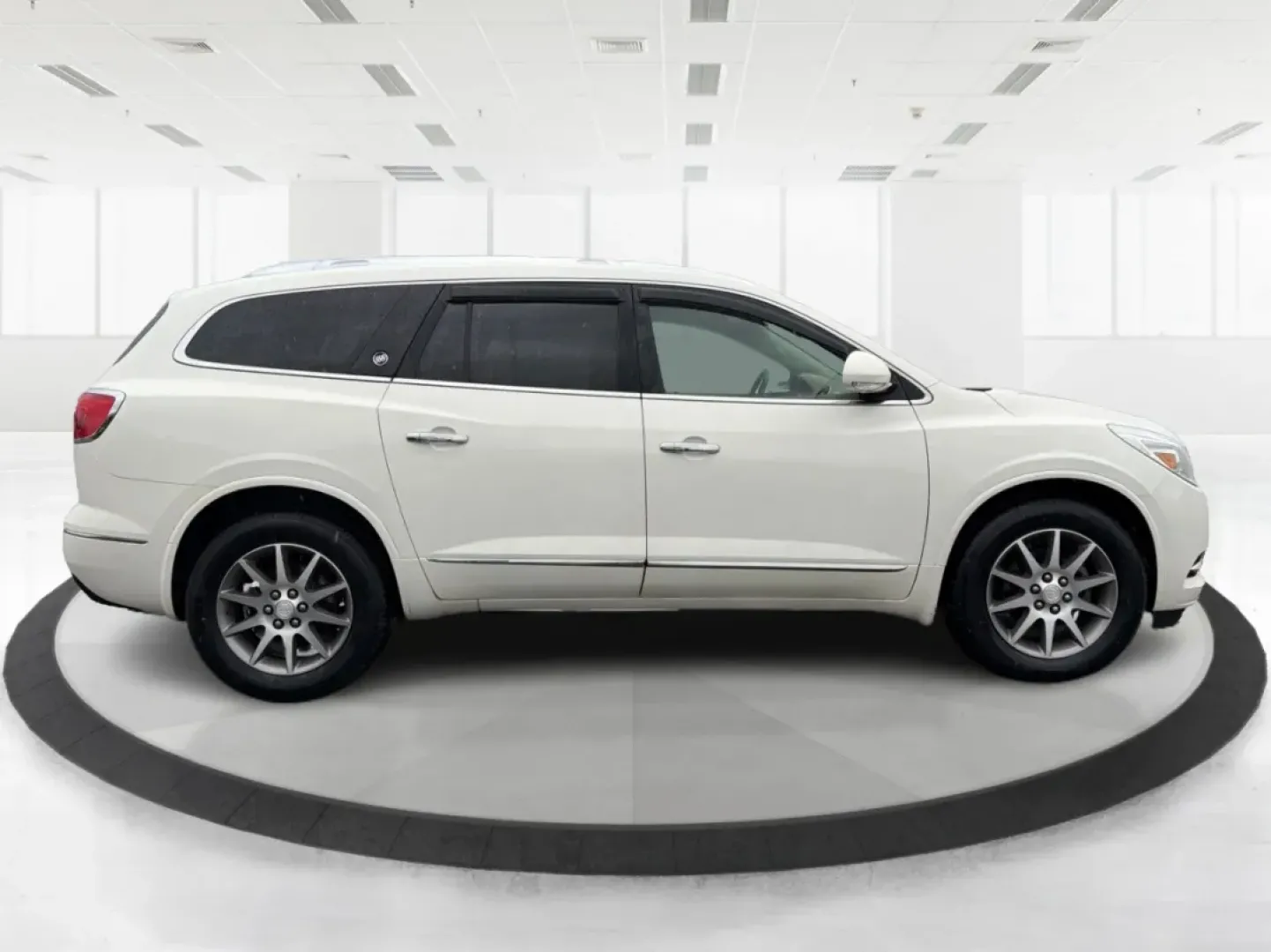 2014 Buick Enclave Leather (5GAKVBKD7EJ) with an 3.6L V-6 gasoline direct injection engine, located at 1184 Kauffman Ave, Fairborn, OH, 45324, (937) 908-9800, 39.807072, -84.030914 - **Experience the Ultimate Family Adventure with the 2014 Buick Enclave at Advantage Car and Credit!** <br /> <br /> Are you a growing family seeking the perfect vehicle to accommodate your busy lifestyle? Look no further than this stunning 2014 Buick Enclave, now available at Advantage Car and Credi - Photo#1