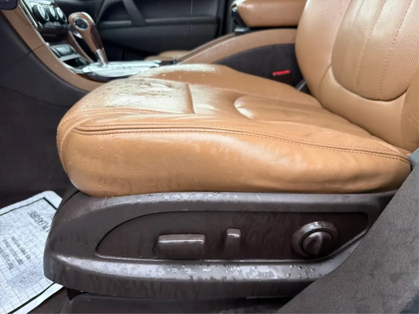 2014 Buick Enclave Leather (5GAKVBKD7EJ) with an 3.6L V-6 gasoline direct injection engine, located at 1184 Kauffman Ave, Fairborn, OH, 45324, (937) 908-9800, 39.807072, -84.030914 - **Experience the Ultimate Family Adventure with the 2014 Buick Enclave at Advantage Car and Credit!** <br /> <br /> Are you a growing family seeking the perfect vehicle to accommodate your busy lifestyle? Look no further than this stunning 2014 Buick Enclave, now available at Advantage Car and Credi - Photo#17