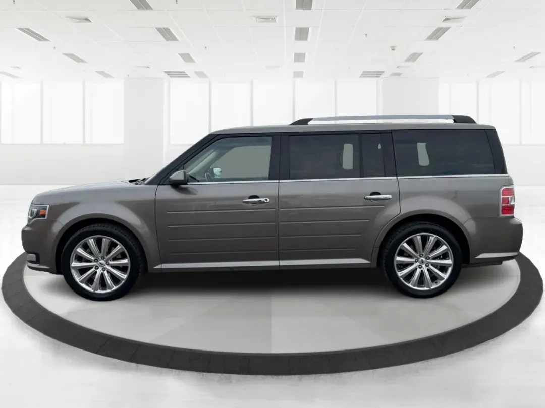 2014 Ford Flex Limited (2FMGK5D89EB) with an 3.5L V-6 DOHC engine, located at 4508 South Dixie Dr, Moraine, OH, 45439, (937) 908-9800, 39.689976, -84.218452 - Are you ready to upgrade your lifestyle with a reliable vehicle that accommodates both family adventures and daily commutes? Look no further than this stunning 2014 Ford Flex Limited, available now at Advantage Car and Credit in Moraine, OH. With its spacious interior, versatile cargo capacity, and - Photo#5