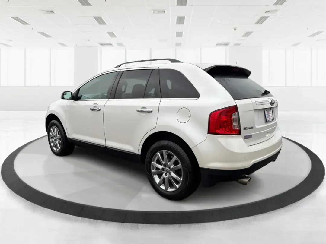 2013 Ford Edge Limited (2FMDK4KC5DB) with an 3.5L V-6 DOHC engine, located at 1951 S Dayton Lakeview Rd., New Carlisle, OH, 45344, (937) 908-9800, 39.890999, -84.050255 - 2013 Ford Edge Limited - Photo#4