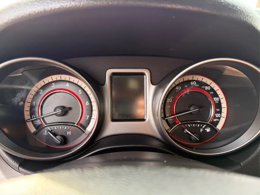 2018 Dodge Journey Crossroad FWD (3C4PDCGBXJT) with an 2.4L L4 DOHC 16V engine, 4-Speed Automatic transmission, located at 1951 S Dayton Lakeview Rd., New Carlisle, OH, 45344, (937) 908-9800, 39.890999, -84.050255 - 2018 Dodge Journey Crossroad FWD - Photo#15