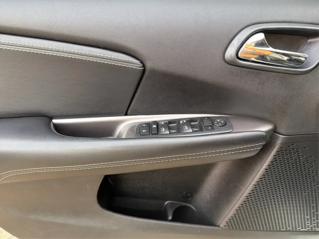 2018 Dodge Journey Crossroad FWD (3C4PDCGBXJT) with an 2.4L L4 DOHC 16V engine, 4-Speed Automatic transmission, located at 1951 S Dayton Lakeview Rd., New Carlisle, OH, 45344, (937) 908-9800, 39.890999, -84.050255 - 2018 Dodge Journey Crossroad FWD - Photo#19