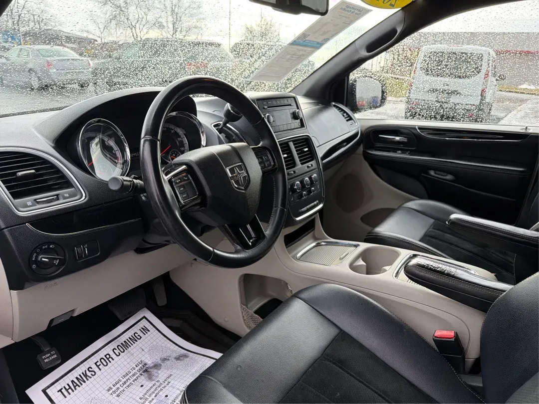 2017 Dodge Grand Caravan SXT (2C4RDGCG2HR) with an Pentastar 3.6L V-6 DOHC engine, located at 1951 S Dayton Lakeview Rd., New Carlisle, OH, 45344, (937) 908-9800, 39.890999, -84.050255 - 2017 Dodge Grand Caravan SXT - Photo#9