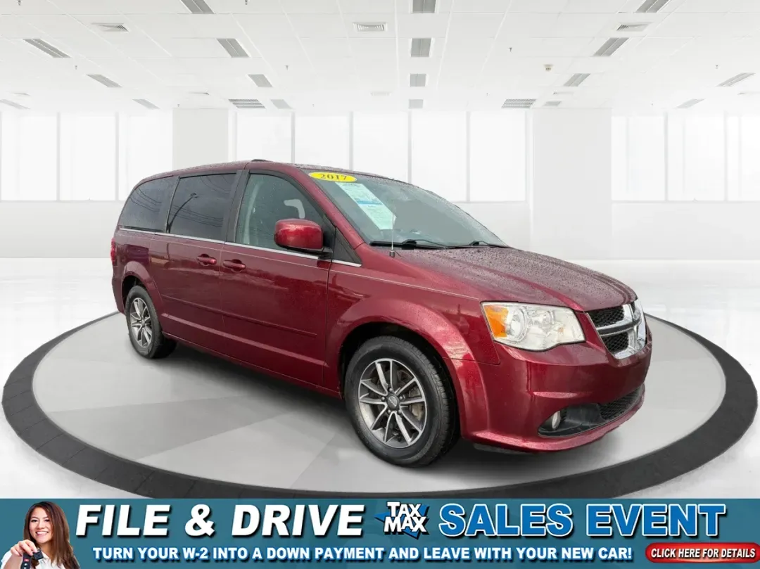 2017 Dodge Grand Caravan SXT (2C4RDGCG2HR) with an Pentastar 3.6L V-6 DOHC engine, located at 1951 S Dayton Lakeview Rd., New Carlisle, OH, 45344, (937) 908-9800, 39.890999, -84.050255 - 2017 Dodge Grand Caravan SXT - Photo#0