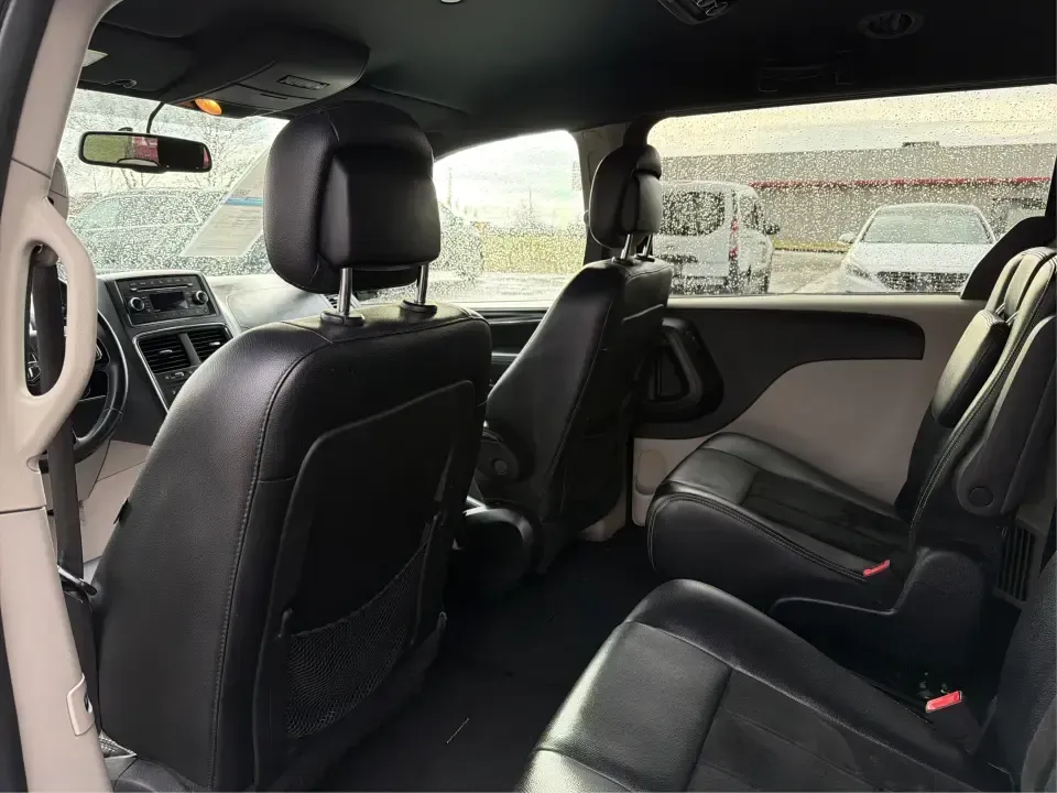 2017 Dodge Grand Caravan SXT (2C4RDGCG2HR) with an Pentastar 3.6L V-6 DOHC engine, 6A transmission, located at 1184 Kauffman Ave, Fairborn, OH, 45324, (937) 908-9800, 39.807072, -84.030914 - Are you ready to elevate your family adventures or daily commutes with a vehicle that combines space, comfort, and reliability? Look no further than the 2017 Dodge Grand Caravan SXT, now available at Advantage Car and Credit in New Carlisle, OH. This versatile passenger van is perfect for growing fa - Photo#10