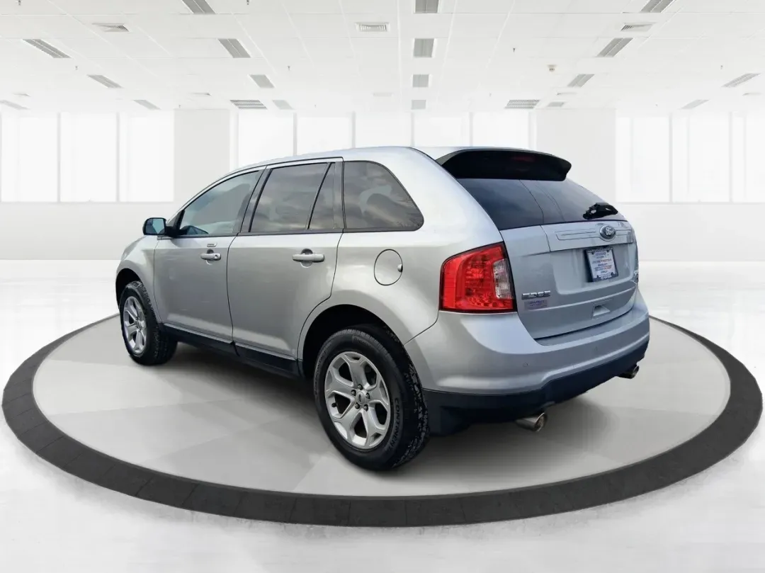 2013 Ford Edge SEL (2FMDK4JC4DB) with an 3.5L V-6 DOHC engine, located at 1099 N County Rd 25A , Troy, OH, 45373, (937) 908-9800, 40.057079, -84.212883 - 2013 Ford Edge SEL - Photo#4