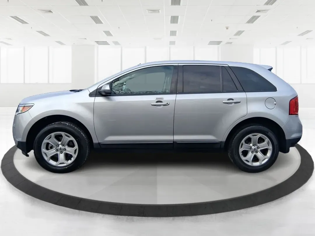 2013 Ford Edge SEL (2FMDK4JC4DB) with an 3.5L V-6 DOHC engine, located at 1099 N County Rd 25A , Troy, OH, 45373, (937) 908-9800, 40.057079, -84.212883 - 2013 Ford Edge SEL - Photo#5