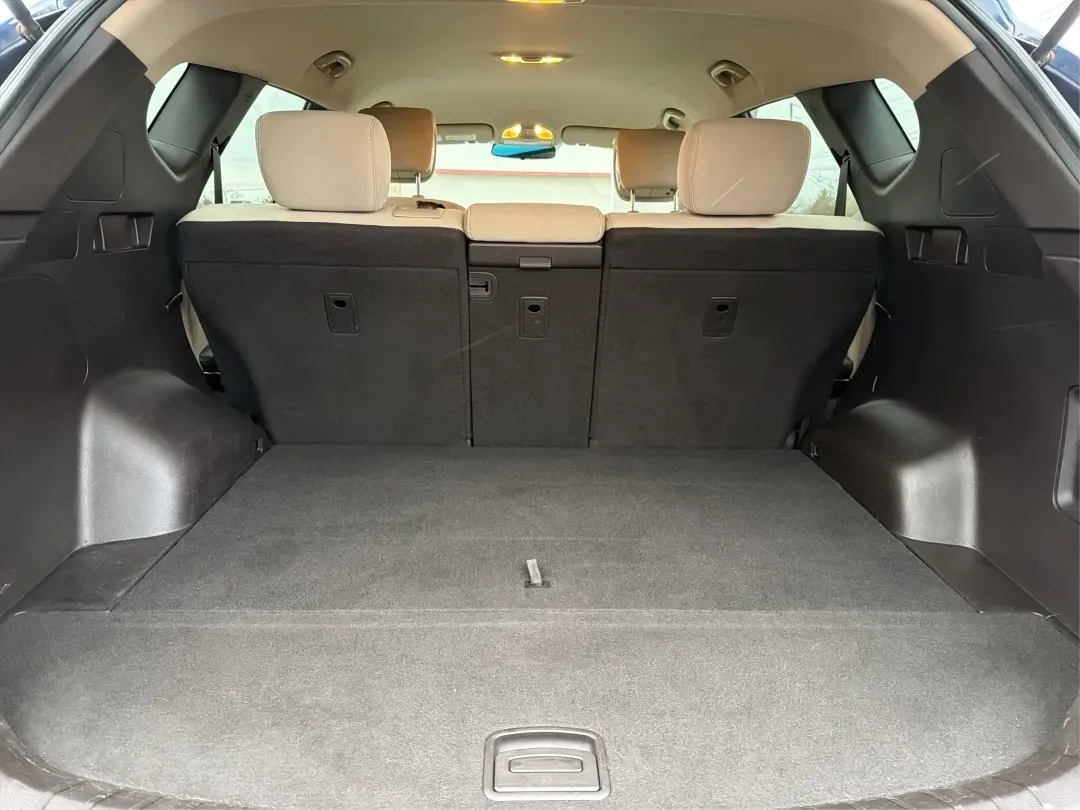 2017 Hyundai Santa Fe 2.4L (5XYZTDLB6HG) with an Theta II 2.4L I-4 gasoline direct injection engine, located at 1099 N County Rd 25A , Troy, OH, 45373, (937) 908-9800, 40.057079, -84.212883 - 2017 Hyundai Santa Fe 2.4L - Photo#12