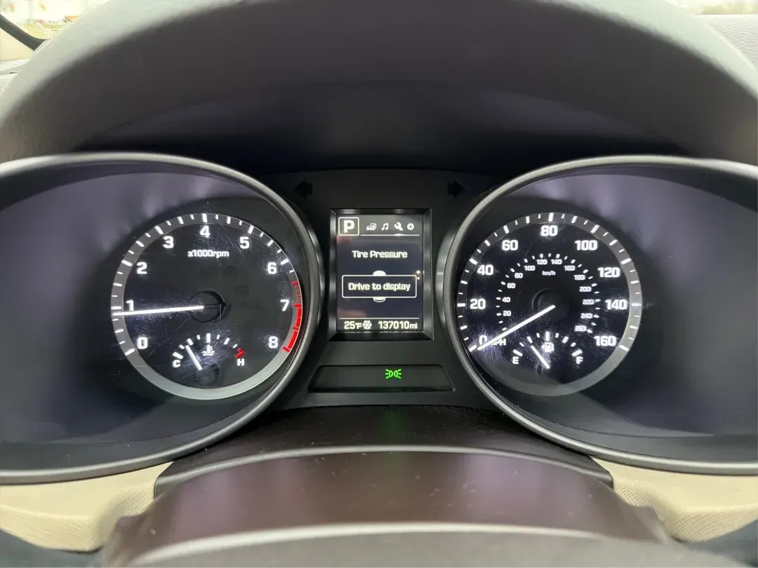 2017 Hyundai Santa Fe 2.4L (5XYZTDLB6HG) with an Theta II 2.4L I-4 gasoline direct injection engine, located at 1099 N County Rd 25A , Troy, OH, 45373, (937) 908-9800, 40.057079, -84.212883 - 2017 Hyundai Santa Fe 2.4L - Photo#15