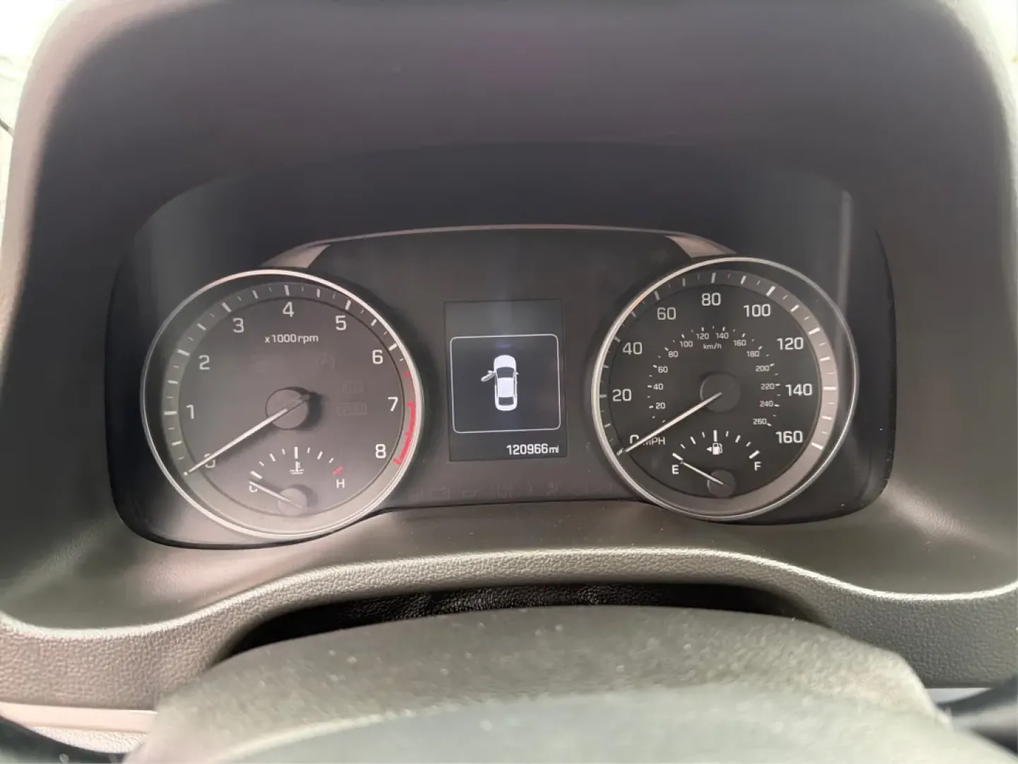 2018 Hyundai Elantra SEL (5NPD84LF2JH) with an Nu 2L I-4 DOHC engine, 6A transmission, located at 1951 S Dayton Lakeview Rd., New Carlisle, OH, 45344, (937) 908-9800, 39.890999, -84.050255 - **Discover Your Next Adventure with the 2018 Hyundai Elantra SEL at Advantage Car and Credit - Troy**<br /> <br /> Are you in search of a reliable and stylish sedan for your daily commute, family outings, or weekend getaways? Look no further than the 2018 Hyundai Elantra SEL, available now at Advant - Photo#15