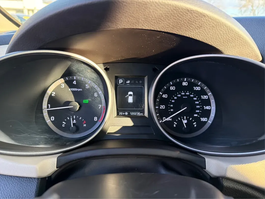 2017 Hyundai Santa Fe 2.4L (5NMZT3LBXHH) with an Theta II 2.4L I-4 gasoline direct injection engine, located at 880 E. National Road, Vandalia, OH, 45377, (937) 908-9800, 39.891918, -84.183594 - 2017 Hyundai Santa Fe 2.4L - Photo#14