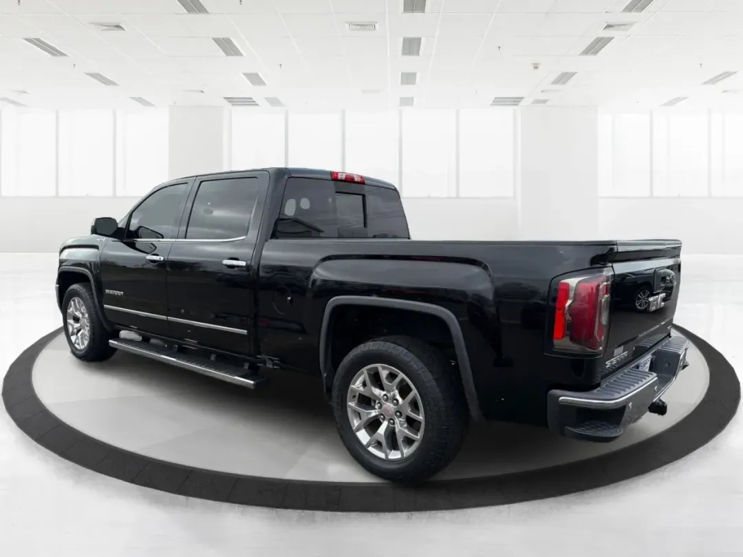 2017 GMC Sierra 1500 SLT (3GTU2NEC8HG) with an EcoTec3 6.2L V-8 gasoline direct injection engine, located at 880 E. National Road, Vandalia, OH, 45377, (937) 908-9800, 39.891918, -84.183594 - 2017 GMC Sierra 1500 SLT - Photo#4