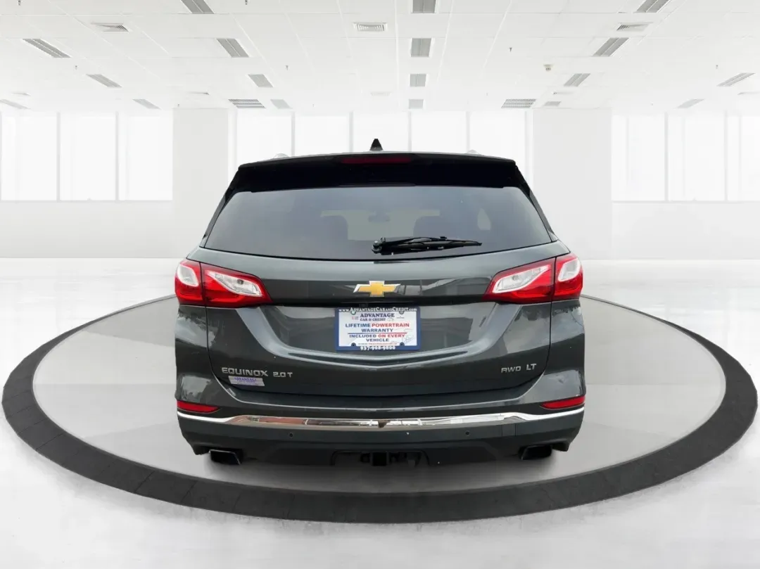 2018 Chevrolet Equinox LT (3GNAXTEX8JS) with an 2L I-4 gasoline direct injection engine, located at 1230 East Main St, Xenia, OH, 45385, (937) 908-9800, 39.688026, -83.910172 - 2018 Chevrolet Equinox LT - Photo#3