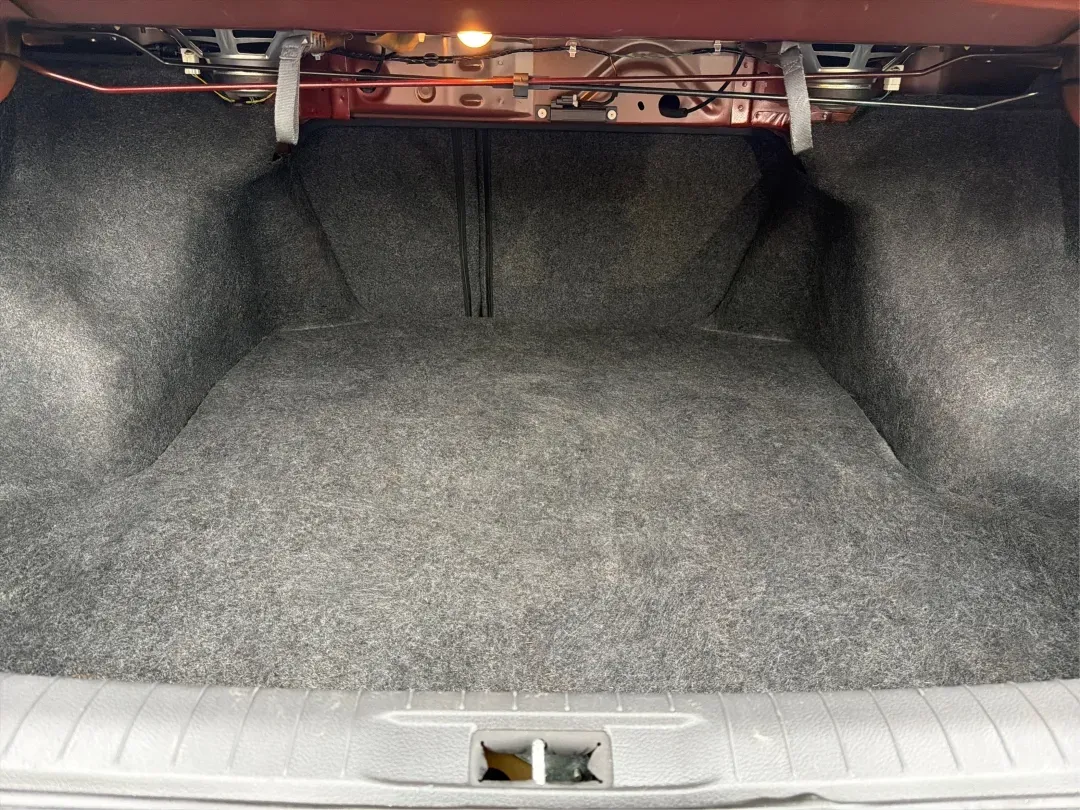 2015 Nissan Altima 2.5 S (1N4AL3AP2FC) with an 2.5L I-4 DOHC engine, located at 1230 East Main St, Xenia, OH, 45385, (937) 908-9800, 39.688026, -83.910172 - 2015 Nissan Altima 2.5 S - Photo#12