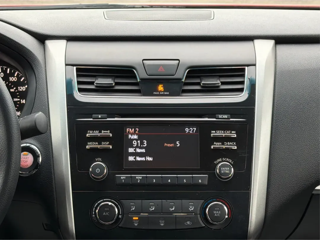 2015 Nissan Altima 2.5 S (1N4AL3AP2FC) with an 2.5L I-4 DOHC engine, located at 1230 East Main St, Xenia, OH, 45385, (937) 908-9800, 39.688026, -83.910172 - 2015 Nissan Altima 2.5 S - Photo#13