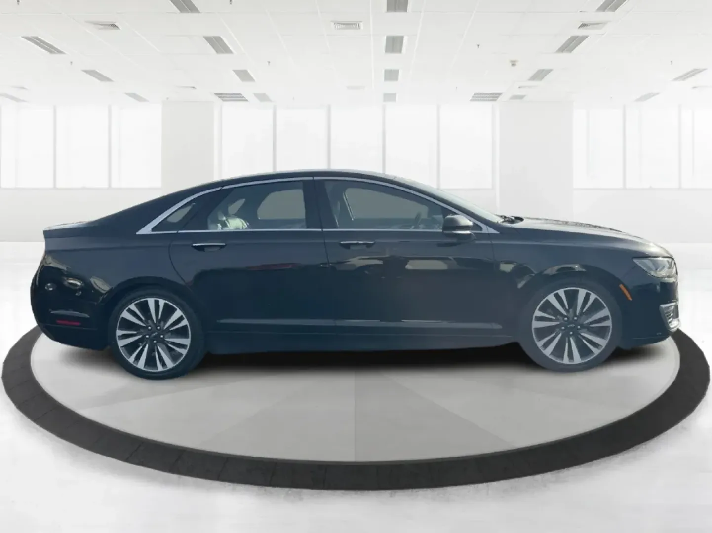 2017 Lincoln MKZ Reserve (3LN6L5FC1HR) with an 3.7L V6 DOHC 24V engine, 6A transmission, located at 1230 East Main St, Xenia, OH, 45385, (937) 908-9800, 39.688026, -83.910172 - Are you ready to elevate your daily commute or weekend getaways? Look no further than this stunning 2017 Lincoln MKZ Reserve, the perfect sedan for those who appreciate luxury and performance. At Advantage Car and Credit - Piqua, located at 8750 N County Rd 25A in Piqua, OH 45356, we offer flexible - Photo#1