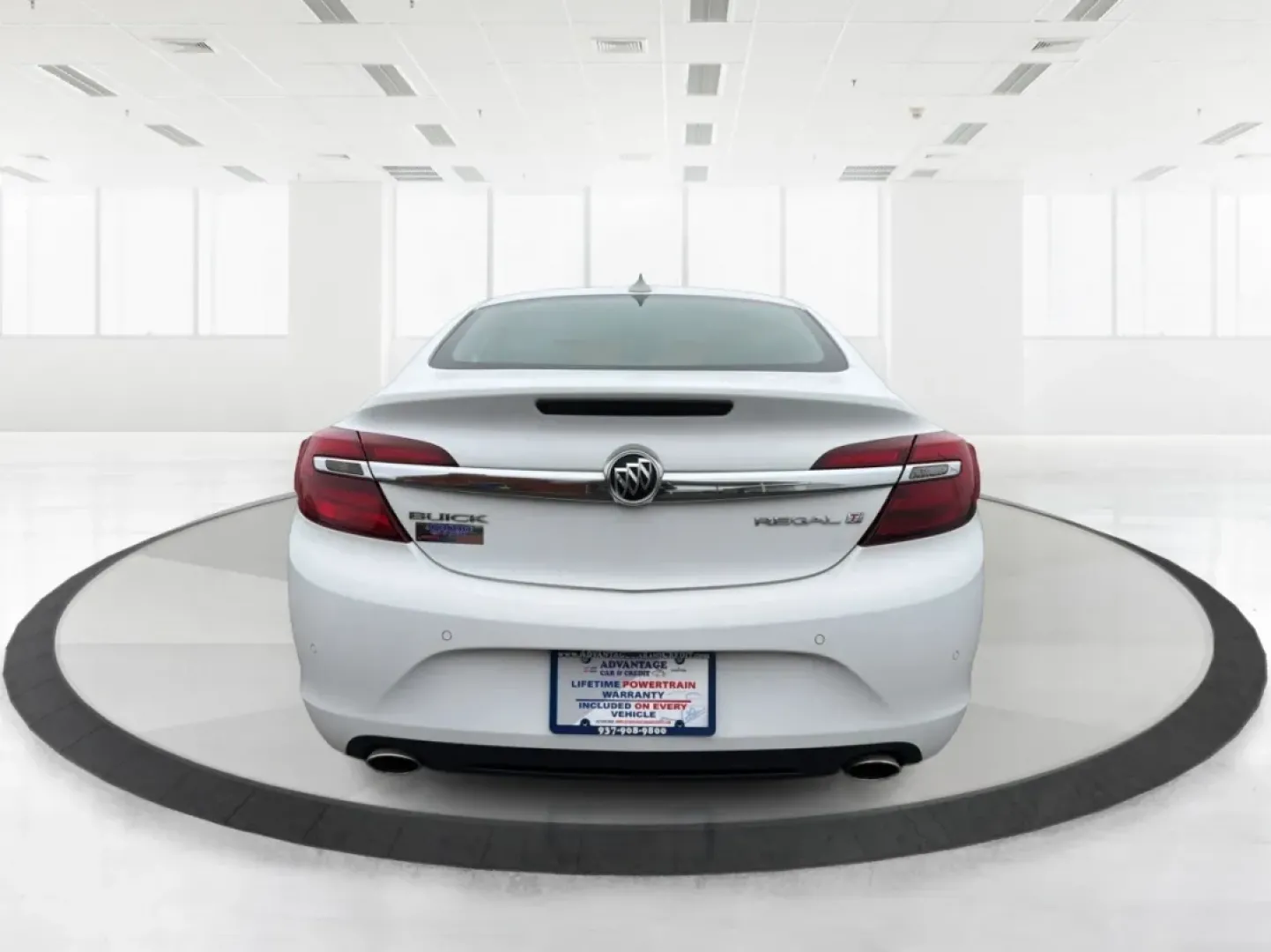 2016 Buick Regal Turbo Premium II (2G4GS5GX7G9) with an 2L I-4 gasoline direct injection engine, 6A transmission, located at 8750 N County Rd 25A, Piqua, OH, 45356, (937) 908-9800, 40.164391, -84.232513 - **Discover the Perfect Blend of Luxury and Affordability with This 2016 Buick Regal at Advantage Car and Credit Piqua!**<br /> <br /> Are you in the market for a sophisticated sedan that effortlessly combines style, comfort, and performance? Look no further than this stunning 2016 Buick Regal Turbo - Photo#3