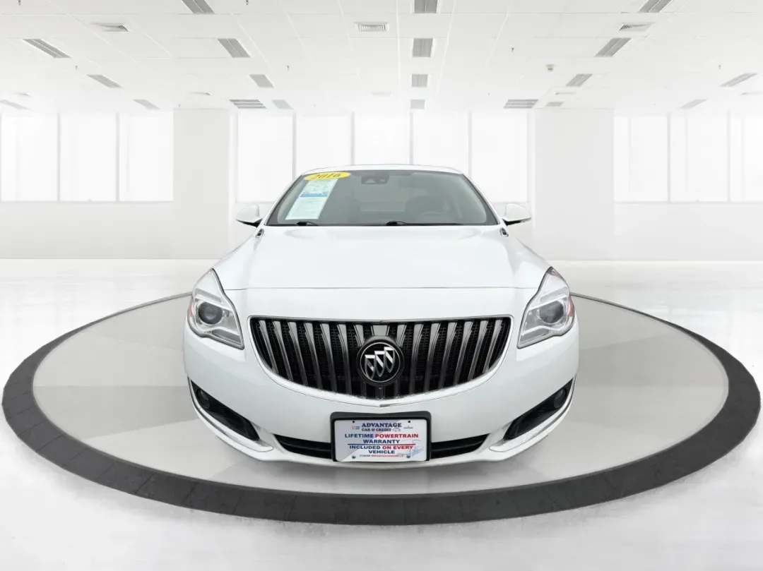 2016 Buick Regal Turbo Premium II (2G4GS5GX7G9) with an 2L I-4 gasoline direct injection engine, located at 8750 N County Rd 25A, Piqua, OH, 45356, (937) 908-9800, 40.164391, -84.232513 - 2016 Buick Regal Turbo Premium II - Photo#7
