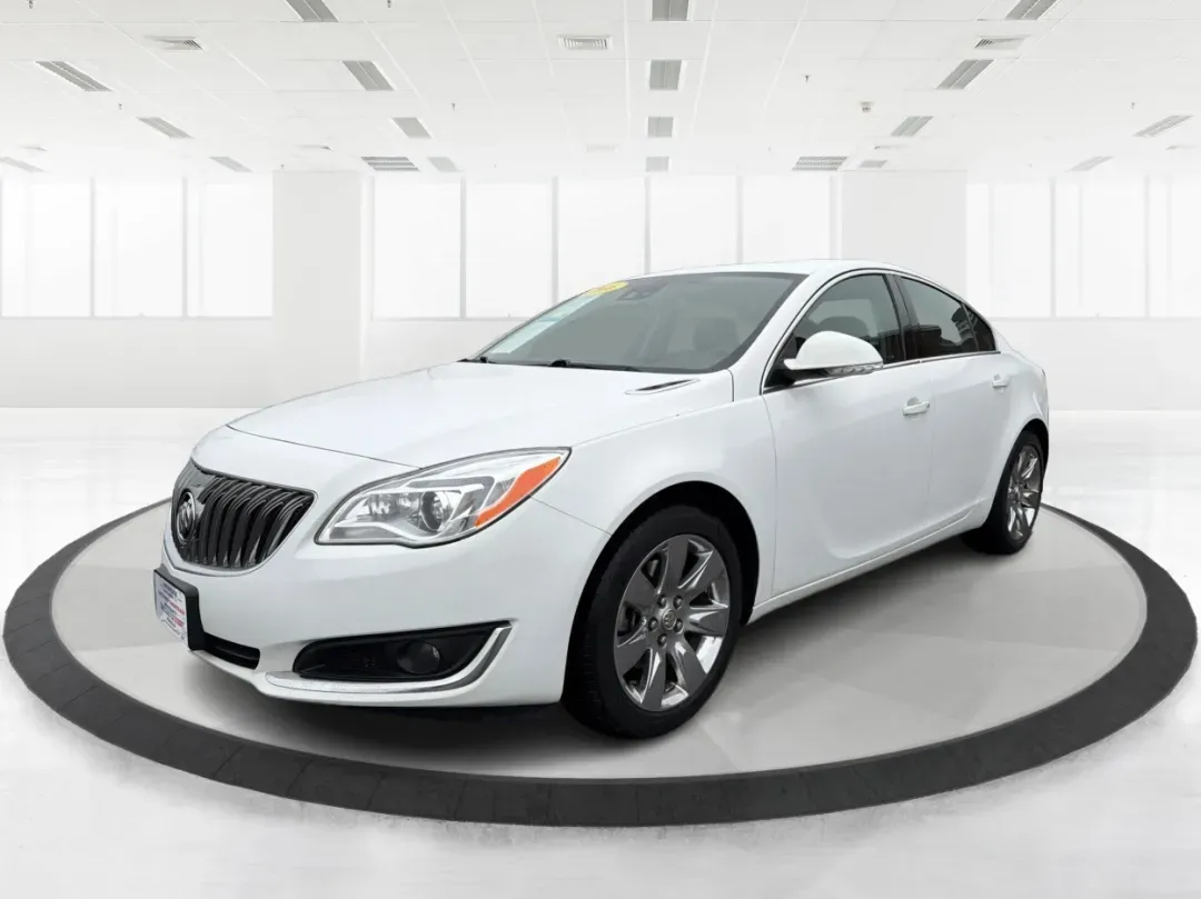 2016 Buick Regal Turbo Premium II (2G4GS5GX7G9) with an 2L I-4 gasoline direct injection engine, located at 8750 N County Rd 25A, Piqua, OH, 45356, (937) 908-9800, 40.164391, -84.232513 - 2016 Buick Regal Turbo Premium II - Photo#8