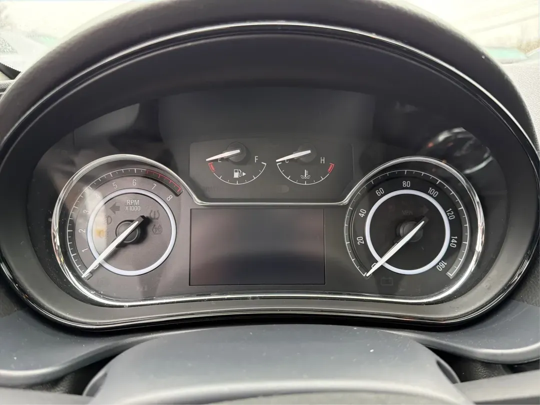 2016 Buick Regal Turbo Premium II (2G4GS5GX7G9) with an 2L I-4 gasoline direct injection engine, located at 8750 N County Rd 25A, Piqua, OH, 45356, (937) 908-9800, 40.164391, -84.232513 - 2016 Buick Regal Turbo Premium II - Photo#15