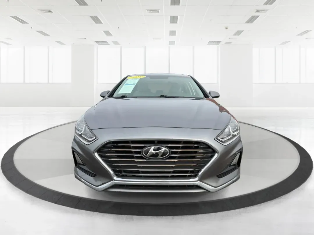 2018 Hyundai Sonata SE (5NPE24AF8JH) with an 2.4L I-4 gasoline direct injection engine, located at 8750 N County Rd 25A, Piqua, OH, 45356, (937) 908-9800, 40.164391, -84.232513 - 2018 Hyundai Sonata SE - Photo#7