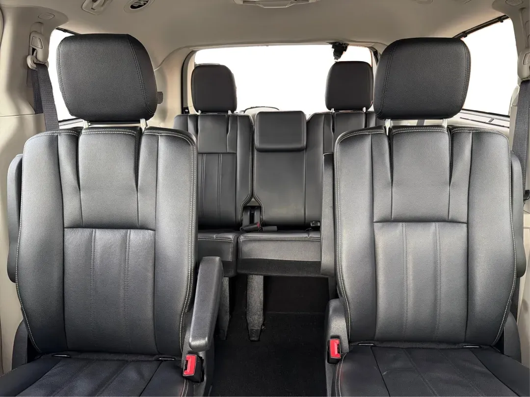 2015 Chrysler Town and Country Touring (2C4RC1BG4FR) with an 3.6L V-6 DOHC engine, located at 8750 N County Rd 25A, Piqua, OH, 45356, (937) 908-9800, 40.164391, -84.232513 - 2015 Chrysler Town and Country Touring - Photo#14