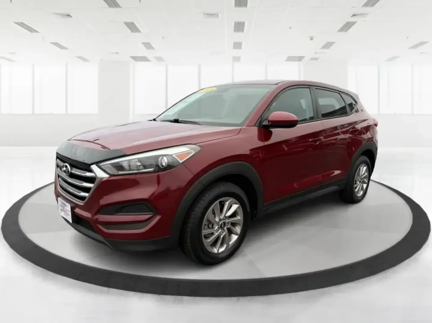 2018 Hyundai Tucson SE (KM8J23A42JU) with an Nu 2L I-4 gasoline direct injection engine, 6A transmission, located at 8750 N County Rd 25A, Piqua, OH, 45356, (937) 908-9800, 40.164391, -84.232513 - **Explore the Open Road with the 2018 Hyundai Tucson at Advantage Car and Credit Piqua, OH**<br /> <br /> Are you ready to elevate your driving experience? Whether you're a growing family in need of extra space, a daily commuter looking for efficiency, or an adventure seeker craving weekend road tr - Photo#8