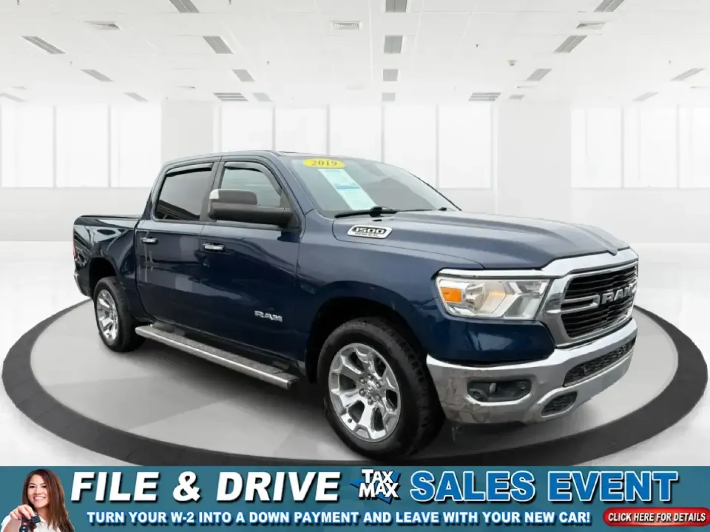 2019 Ram 1500 Big Horn/Lone Star Crew Cab 4x4 5'7 Box (1C6SRFFT9KN) with an 5.7L V8 OHV 16V engine, 8A transmission, located at 880 E. National Road, Vandalia, OH, 45377, (937) 908-9800, 39.891918, -84.183594 - **Unleash Your Adventure with This 2019 Ram 1500 Big Horn/Lone Star Crew Cab in Patriot Blue Pearlcoat!**<br /> <br /> Are you ready to elevate your lifestyle with a truck that can handle both your daily commute and weekend adventures? This 2019 Ram 1500 Big Horn/Lone Star Crew Cab is the perfect co - Photo#0