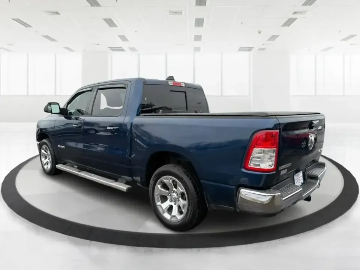 2019 Ram 1500 Big Horn/Lone Star Crew Cab 4x4 5'7 Box (1C6SRFFT9KN) with an 5.7L V8 OHV 16V engine, 8A transmission, located at 880 E. National Road, Vandalia, OH, 45377, (937) 908-9800, 39.891918, -84.183594 - **Unleash Your Adventure with This 2019 Ram 1500 Big Horn/Lone Star Crew Cab in Patriot Blue Pearlcoat!**<br /> <br /> Are you ready to elevate your lifestyle with a truck that can handle both your daily commute and weekend adventures? This 2019 Ram 1500 Big Horn/Lone Star Crew Cab is the perfect co - Photo#4
