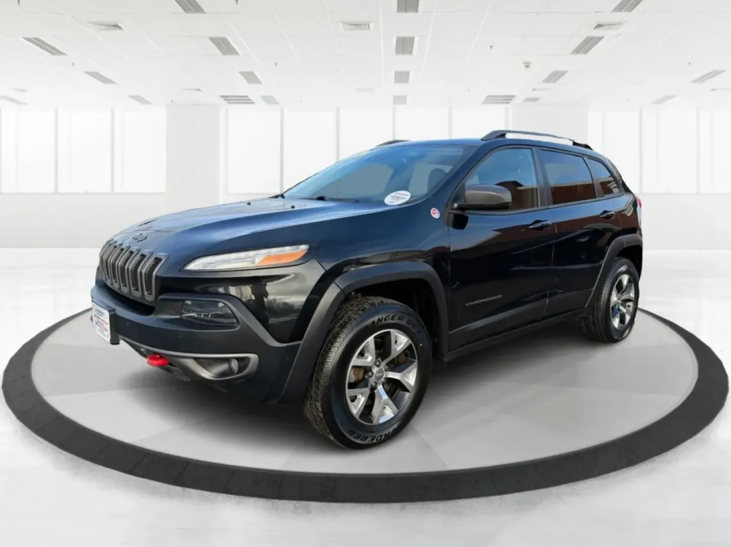 2014 Jeep Cherokee Trailhawk 4WD (1C4PJMBS4EW) with an 3.2L V6 DOHC 24V engine, 9-Speed Automatic transmission, located at 4508 South Dixie Dr, Moraine, OH, 45439, (937) 908-9800, 39.689976, -84.218452 - **Explore New Horizons with the 2014 Jeep Cherokee Trailhawk Your Adventure Awaits!**<br /> <br /> Looking for a vehicle that can keep up with your adventurous spirit while still being suitable for everyday life? Look no further than the 2014 Jeep Cherokee Trailhawk! This capable crossover SUV is p - Photo#8