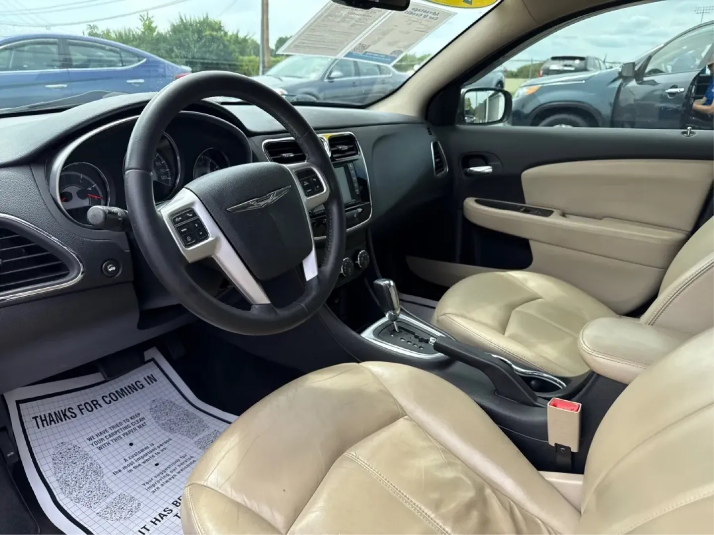 2011 Chrysler 200 Limited (1C3BC2FB0BN) with an Other engine, located at 1184 Kauffman Ave, Fairborn, OH, 45324, (937) 908-9800, 39.807072, -84.030914 - 2011 Chrysler 200 Limited - Photo#9