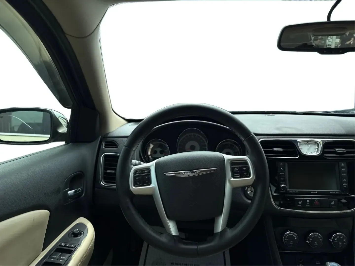 2011 Chrysler 200 Limited (1C3BC2FB0BN) with an Other engine, located at 1184 Kauffman Ave, Fairborn, OH, 45324, (937) 908-9800, 39.807072, -84.030914 - 2011 Chrysler 200 Limited - Photo#21