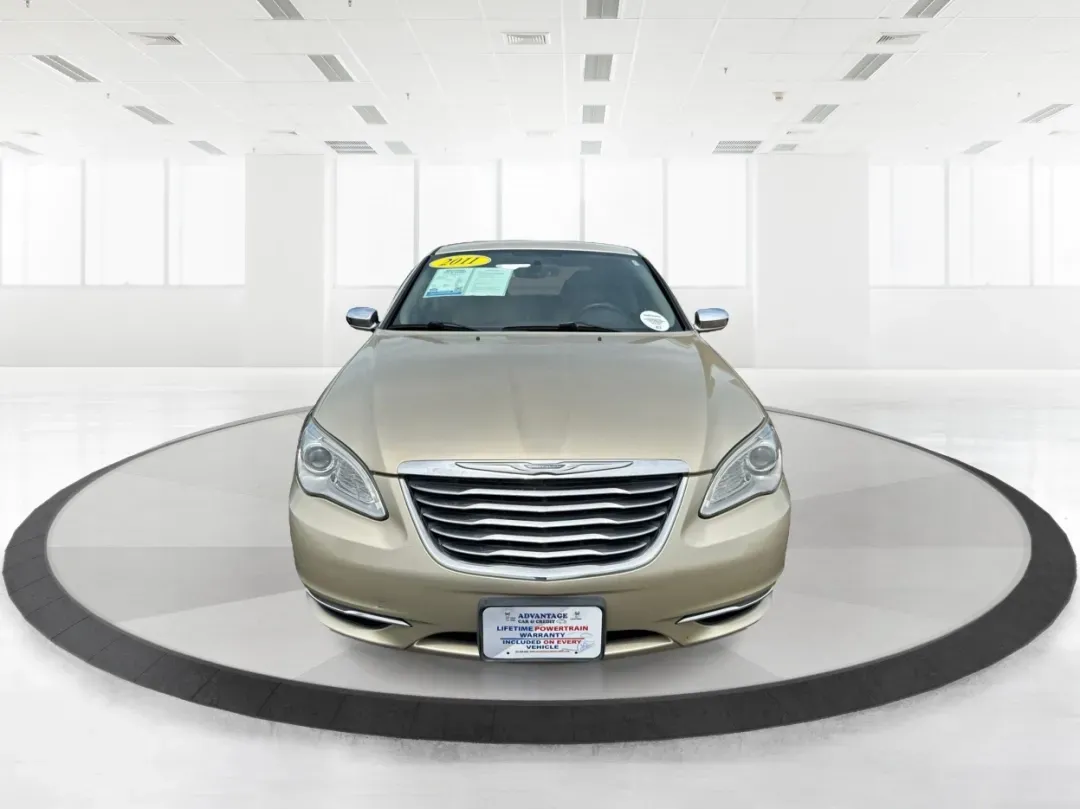 2011 Chrysler 200 Limited (1C3BC2FB0BN) with an 2.4L L4 DOHC 16V engine, 6-Speed Automatic transmission, located at 4508 South Dixie Dr, Moraine, OH, 45439, (937) 908-9800, 39.689976, -84.218452 - ### Elevate Your Daily Commute with the 2011 Chrysler 200 Limited<br /> <br /> Are you searching for a reliable sedan that combines style, comfort, and modern features? Look no further than the 2011 Chrysler 200 Limited, available now at Advantage Car and Credit in New Carlisle, OH. This vehicle is - Photo#7