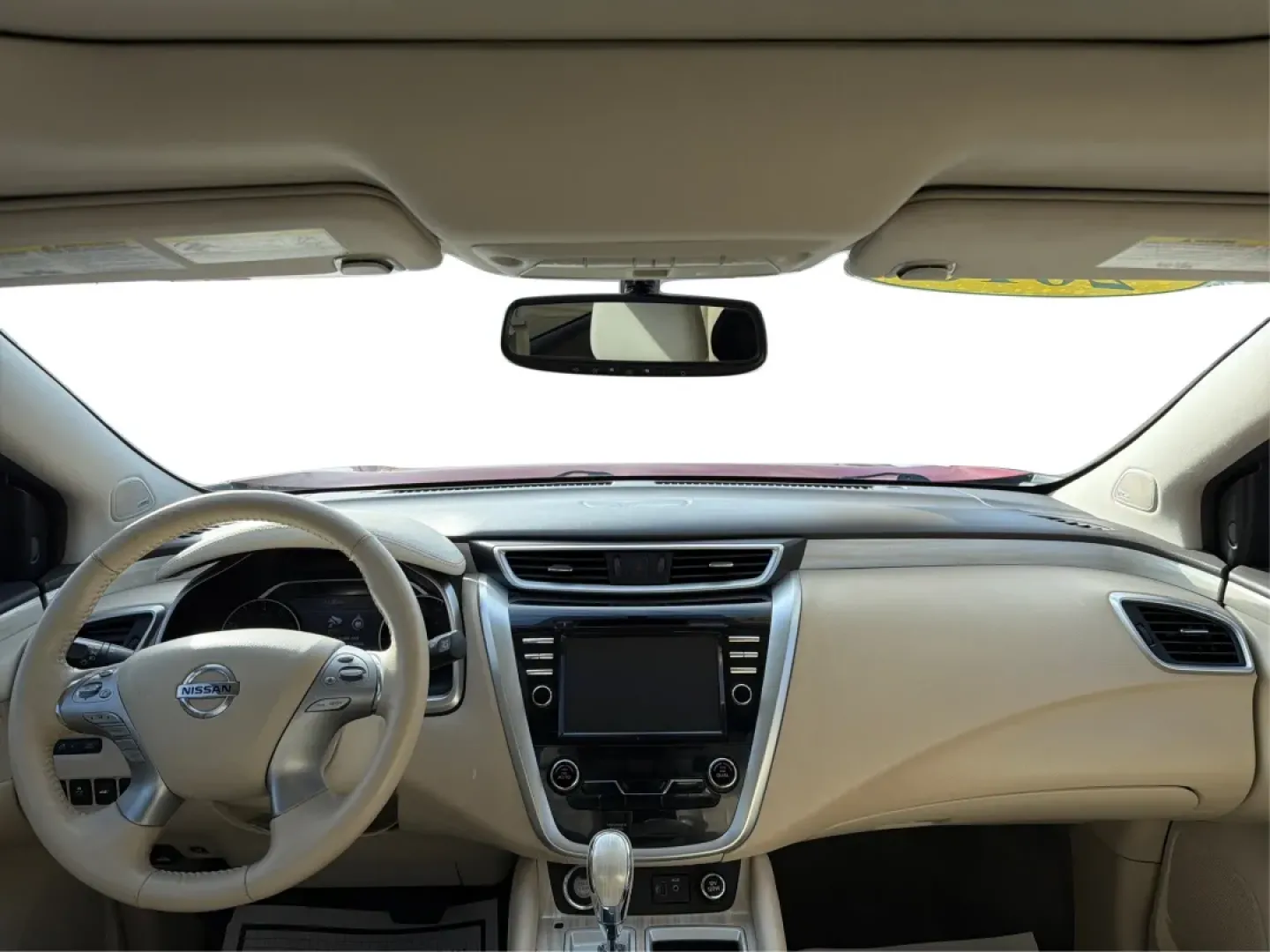 2018 Nissan Murano (5N1AZ2MGXJN) with an 3.5L V-6 DOHC engine, located at 880 E. National Road, Vandalia, OH, 45377, (937) 908-9800, 39.891918, -84.183594 - **Adventure Awaits with the 2018 Nissan Murano Platinum at Advantage Car and Credit - Vandalia!**<br /> <br /> Are you ready to elevate your driving experience while enjoying the perfect blend of style, comfort, and reliability? The 2018 Nissan Murano Platinum is not just a vehicle; it's the key to - Photo#20