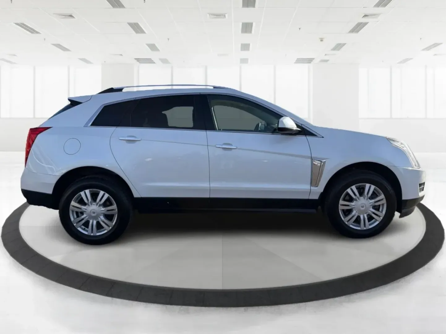 2016 Cadillac SRX Luxury Collection (3GYFNBE37GS) with an 3.6L V-6 gasoline direct injection engine, located at 8750 N County Rd 25A, Piqua, OH, 45356, (937) 908-9800, 40.164391, -84.232513 - **Elevate Your Journey: Own the 2016 Cadillac SRX Luxury Collection SUV Today!**<br /> <br /> Are you in search of a sophisticated vehicle that embraces both practicality and luxury? Look no further than this stunning 2016 Cadillac SRX Luxury Collection SUV, available now at Advantage Car and Credit - Photo#1